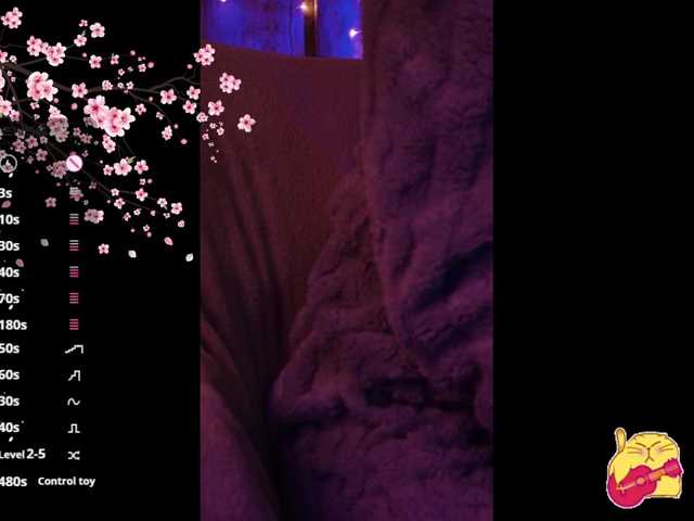 Karo1ina1 live cam on BongaCams