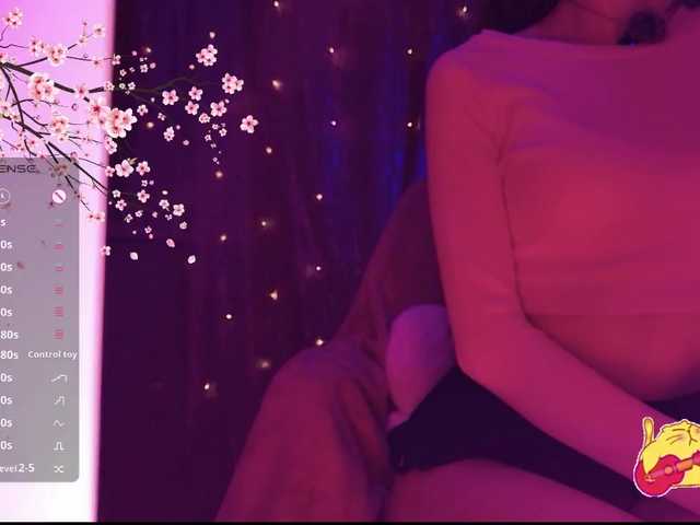 Karo1ina1 live cam on BongaCams