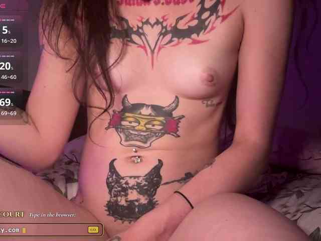 queenpinky webcam