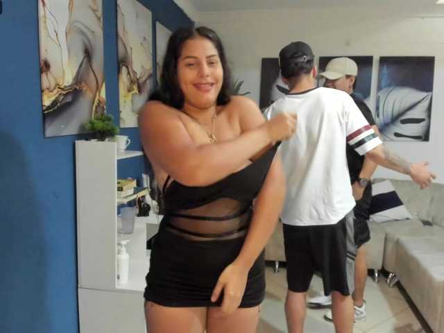theroomies-secrets live cam on BongaCams