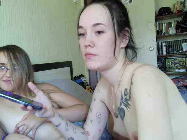 HotsCouple webcam