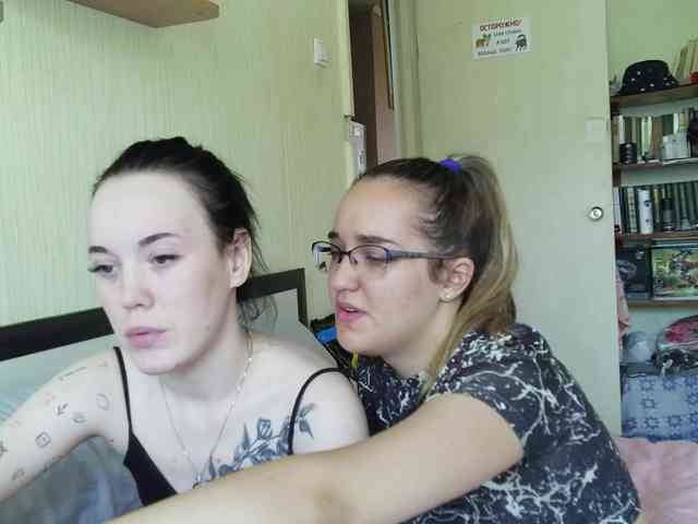 HotsCouple webcam
