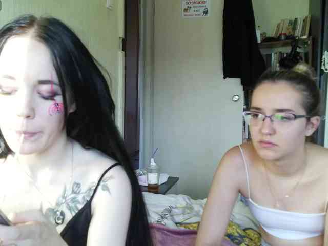Модель: HotsCouple