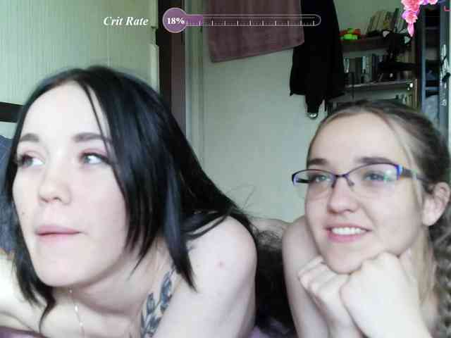 HotsCouple webcam