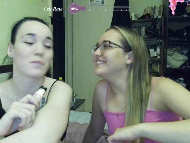 HotsCouple webcam
