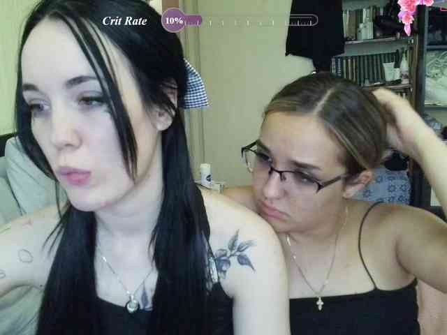 HotsCouple webcam