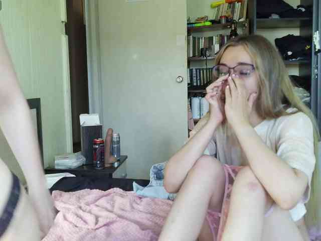 HotsCouple webcam