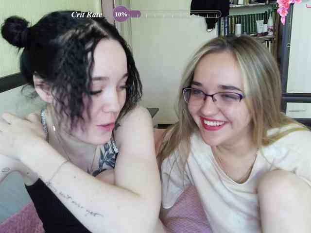 HotsCouple webcam