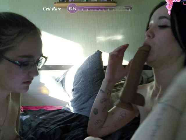 HotsCouple webcam