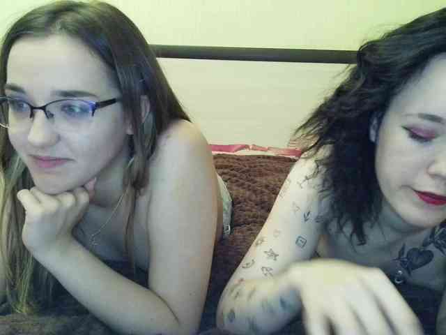 HotsCouple webcam