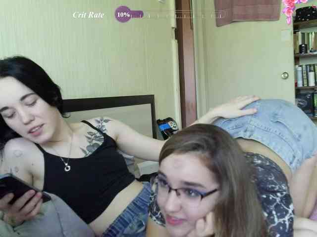 HotsCouple webcam