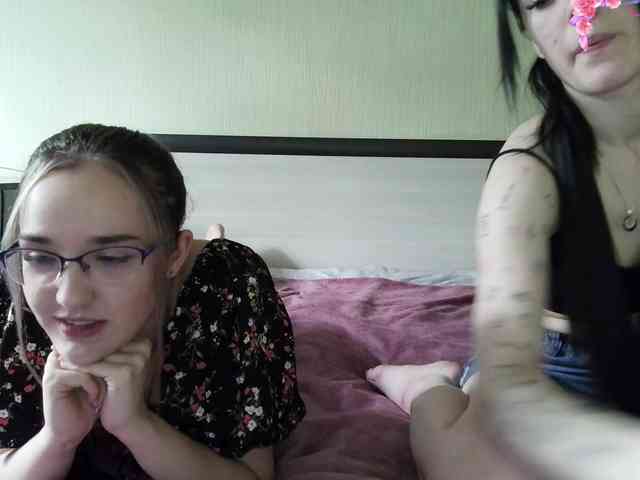 HotsCouple webcam