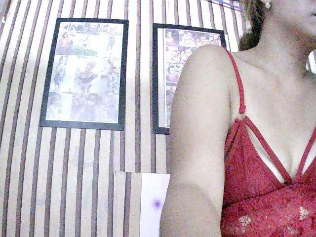 Jazzy1 live cam on BongaCams