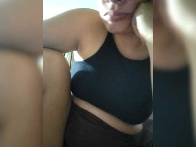 Jazzy1 live webcam show