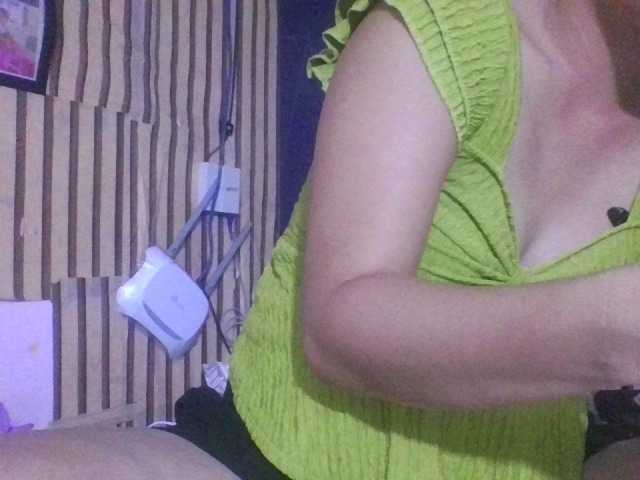 Jazzy1 live webcam show