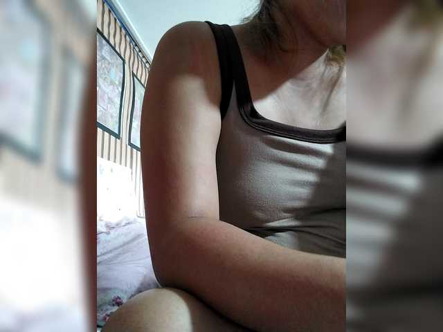 Jazzy1 live cam on BongaCams
