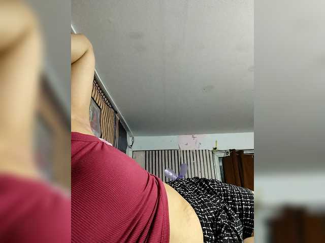 Jazzy1 live webcam show