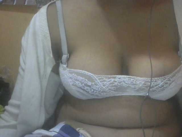 Janahhot live cam on BongaCams