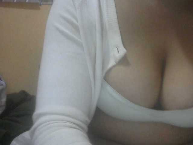 Janahhot live cam on BongaCams