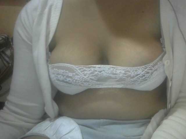 Janahhot live cam on BongaCams