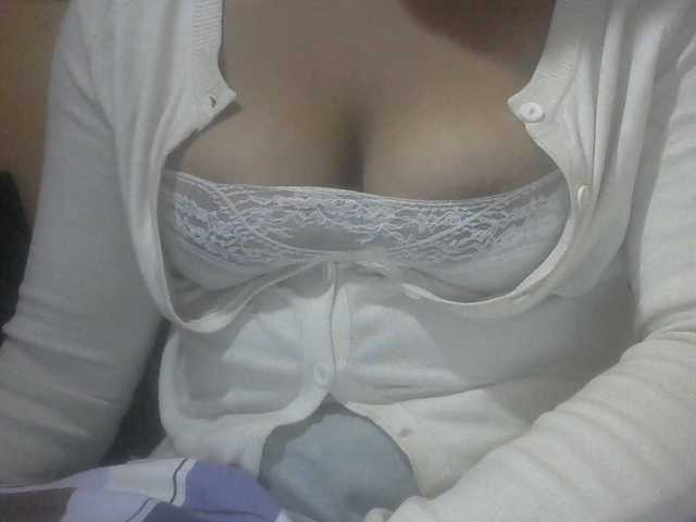 Janahhot live cam on BongaCams