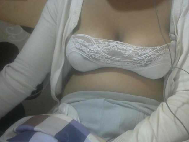 Janahhot live cam on BongaCams