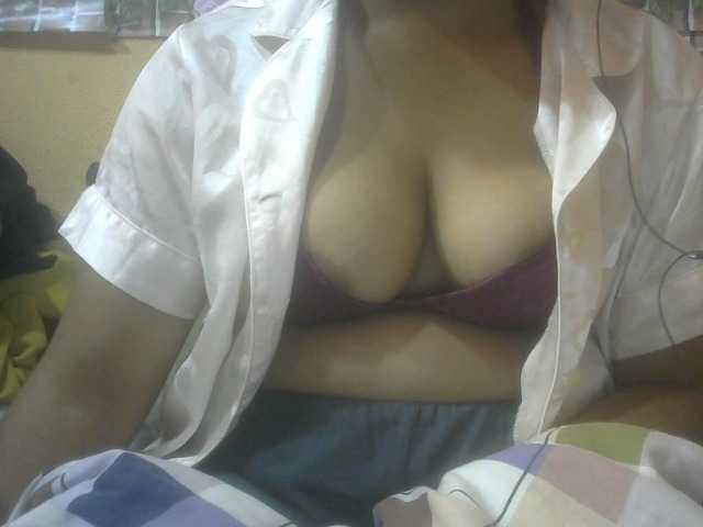 Janahhot live cam on BongaCams