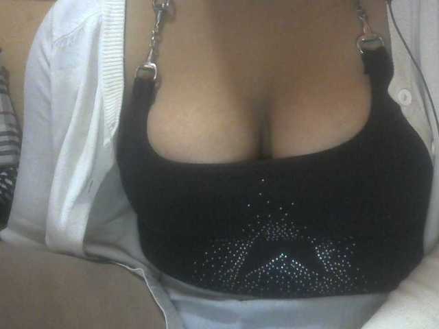 Janahhot live cam on BongaCams
