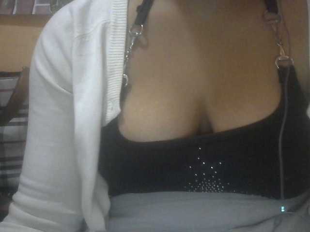 Janahhot live cam on BongaCams