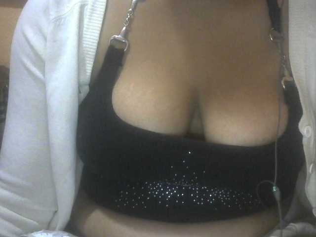 Janahhot live cam on BongaCams