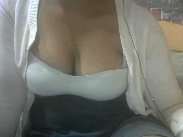 Janahhot live cam on BongaCams