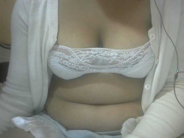Janahhot live cam on BongaCams