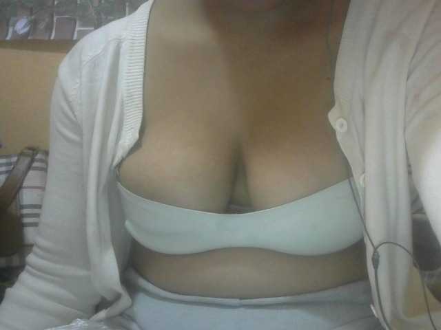 Janahhot live cam on BongaCams