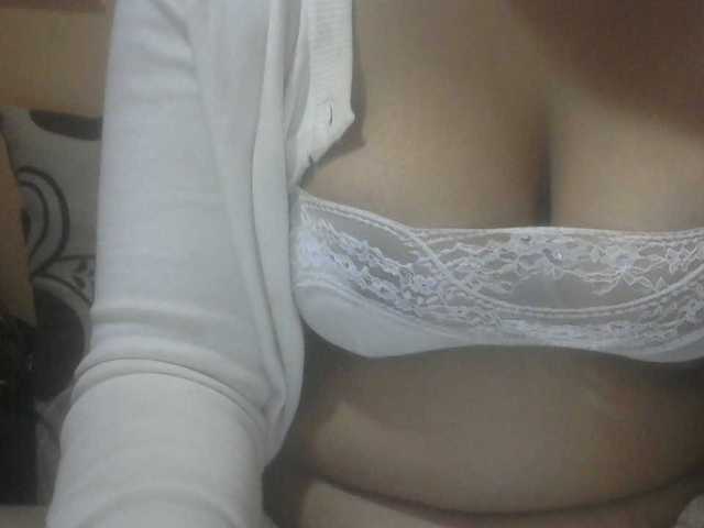 Janahhot live cam on BongaCams