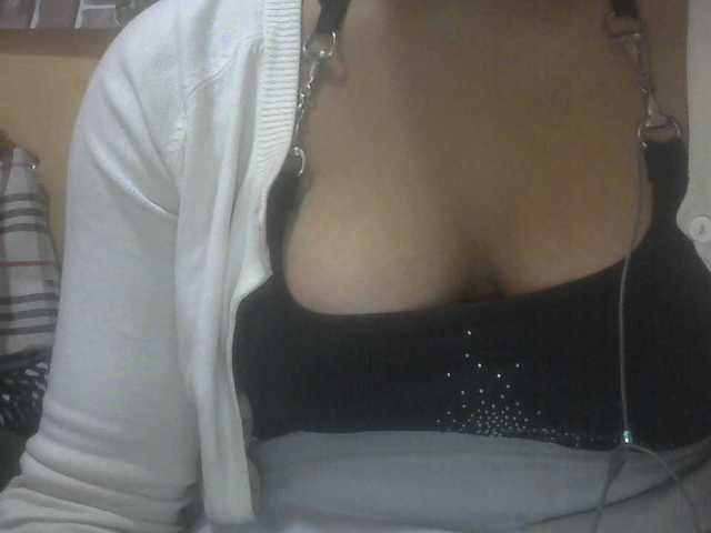 Janahhot live cam on BongaCams