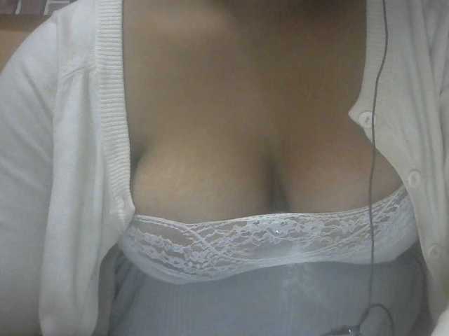 Janahhot live cam on BongaCams
