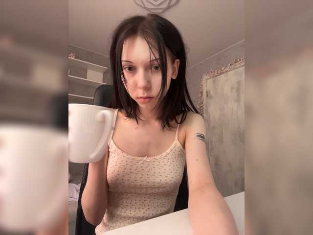 jikwow live cam on BongaCams