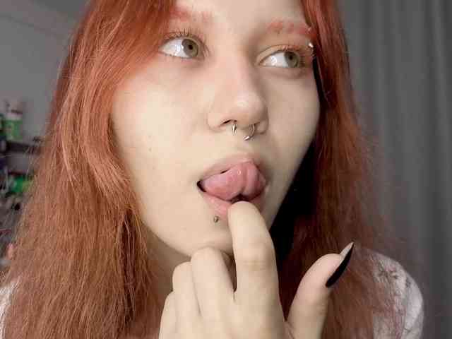 BabyGolly webcam