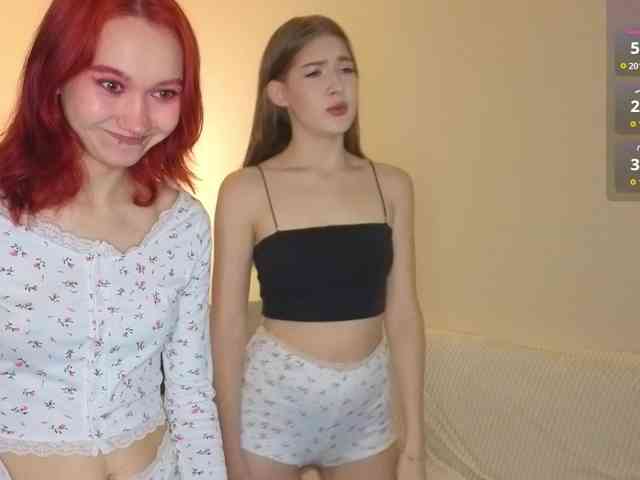 BabyGolly webcam