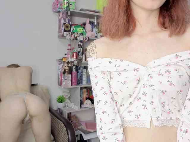BabyGolly webcam