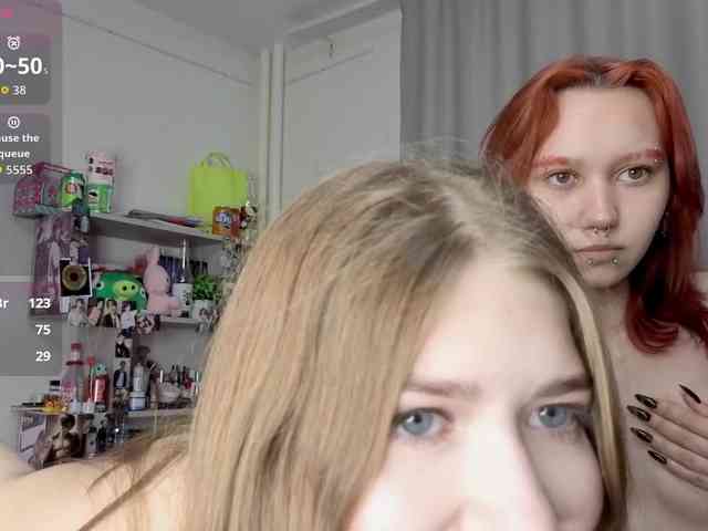 BabyGolly webcam