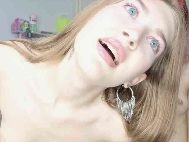 BabyGolly webcam