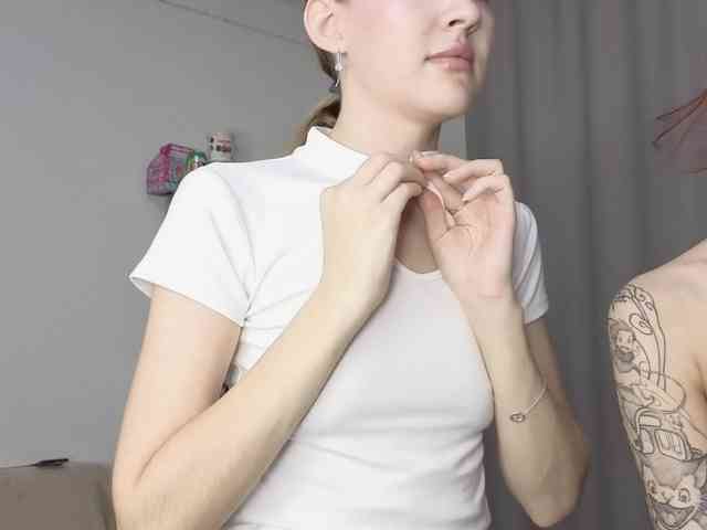 BabyGolly webcam