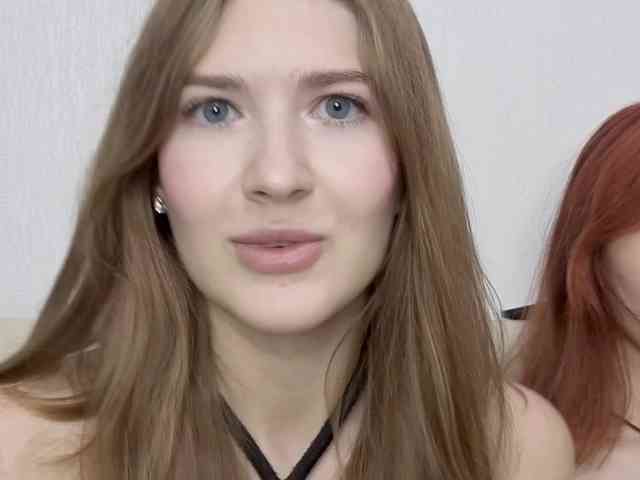 BabyGolly webcam