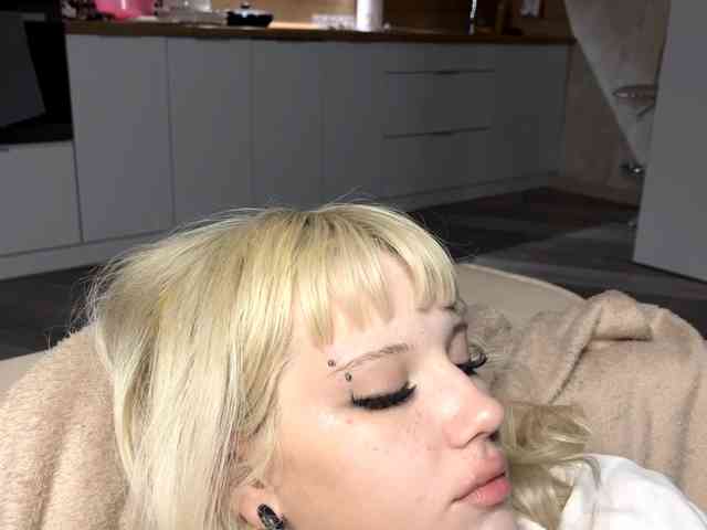 emillema webcam