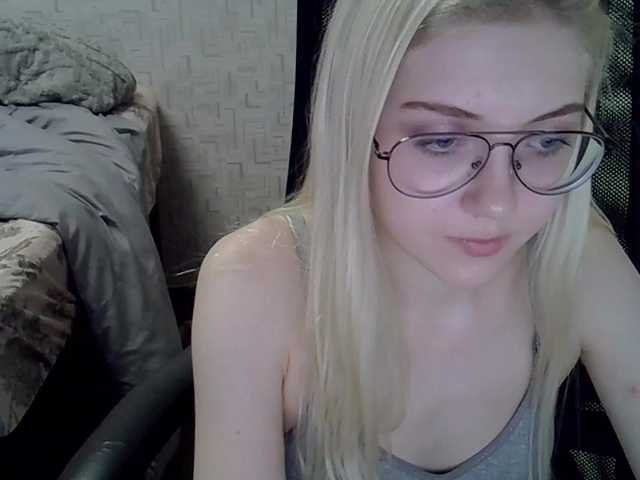 dream-lily live cam on BongaCams