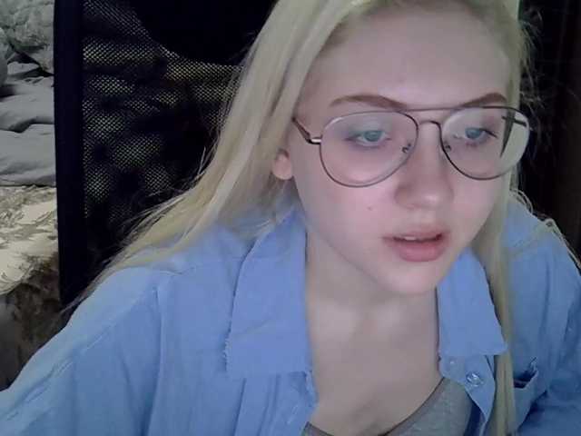 dream-lily live webcam show