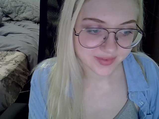 dream-lily live cam on BongaCams