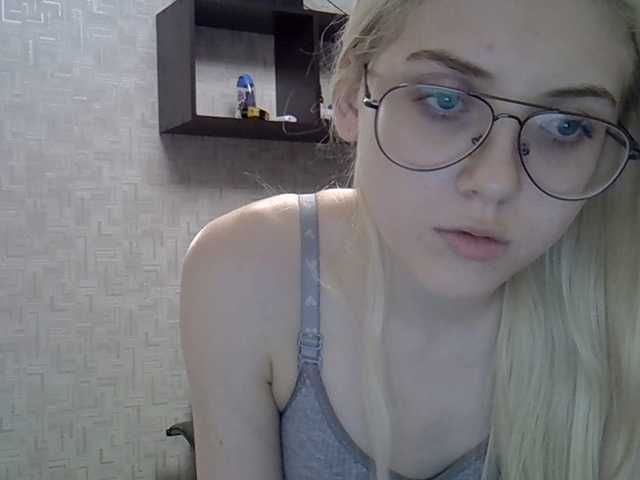 dream-lily live cam on BongaCams