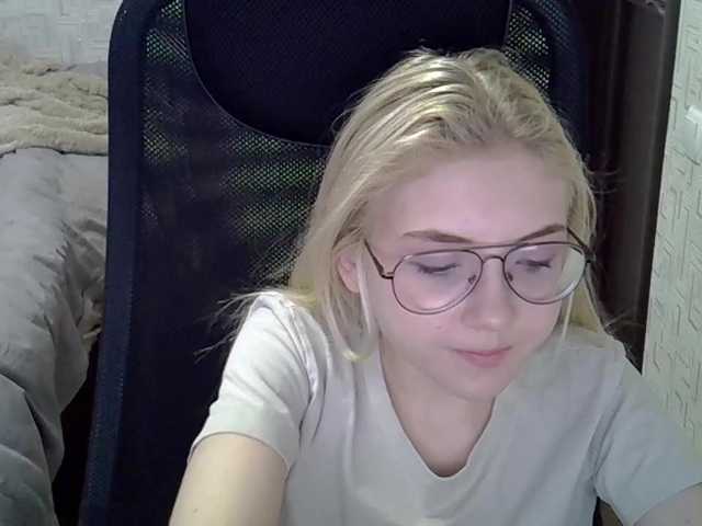 dream-lily live cam on BongaCams